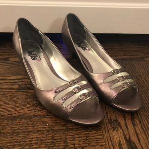 Nina Dolls Kitten Heel Silver Tuape